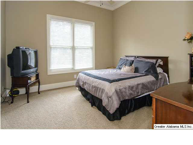 2212 Jacobs Road Vestavia Hills, AL 35216 - Photo 24 of 32