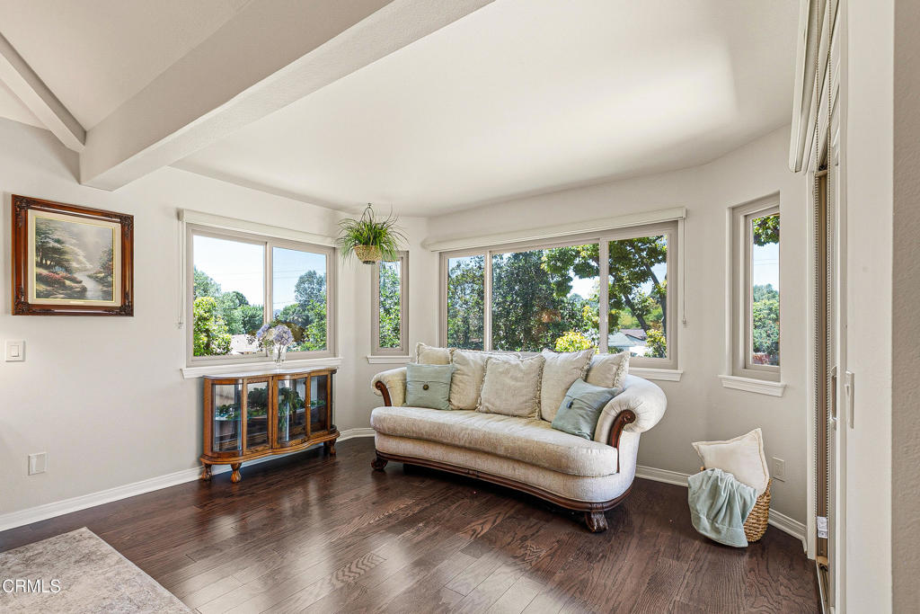 10539 Chippenham Road Camarillo, CA 93012 - Photo 44 of 74