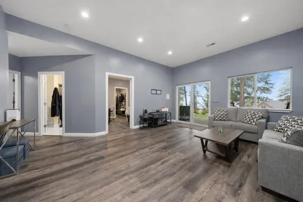 $899,000 | 12808 North North Park Street, Newman Lake, WA 99025