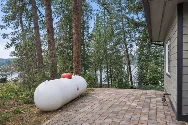 $899,000 | 12808 North North Park Street, Newman Lake, WA 99025