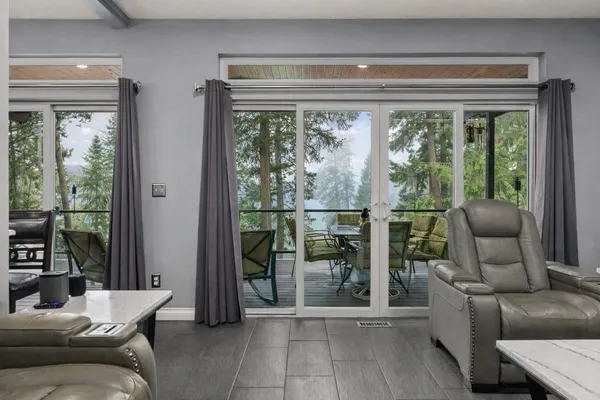 $899,000 | 12808 North North Park Street, Newman Lake, WA 99025