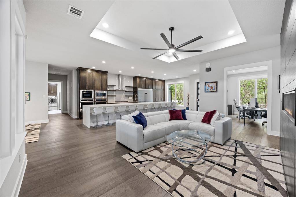 1730 Lone Elm Road Waxahachie, TX 75167 - Photo 11 of 40 a living room with furniture and a view of kitchen