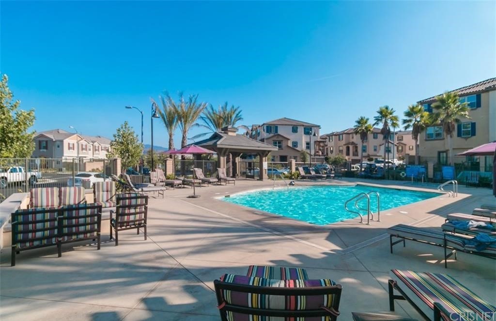 22166 Barrington Way Saugus, CA 91350 - Photo 19 of 19 not sure