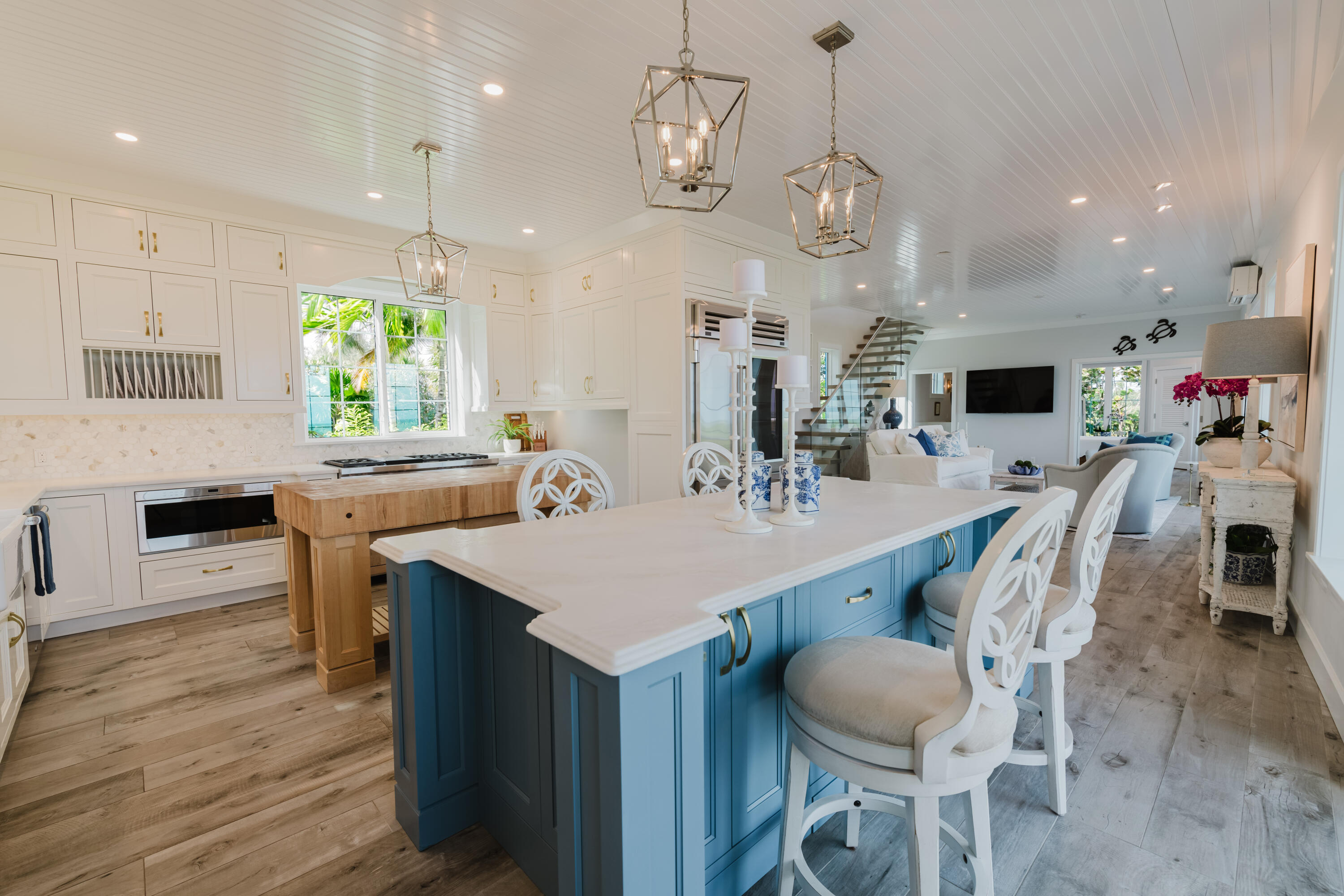 113 North Beach Road Jupiter Island, FL 33455 - Photo 24 of 65 20 Kitchen 4