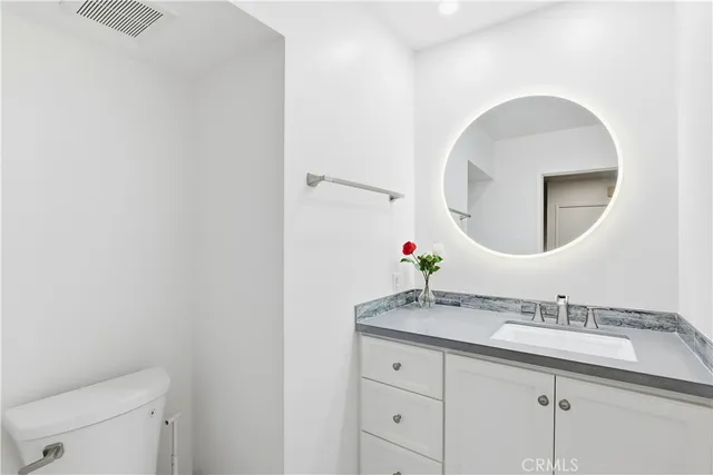 $895,000 | 5054 East Atherton Street, Long Beach, CA 90815