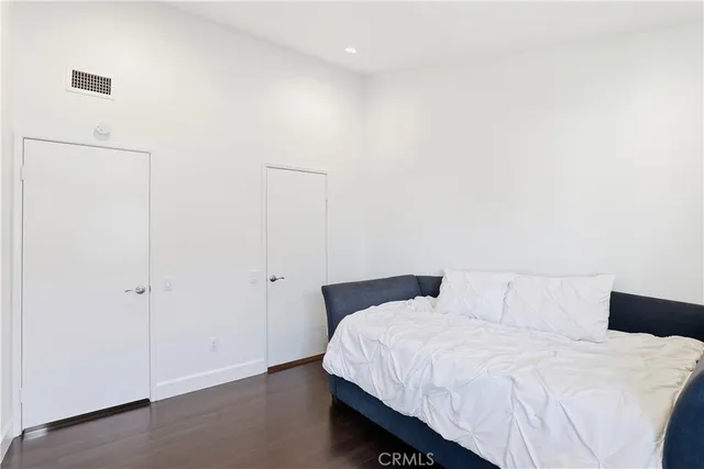 $895,000 | 5054 East Atherton Street, Long Beach, CA 90815