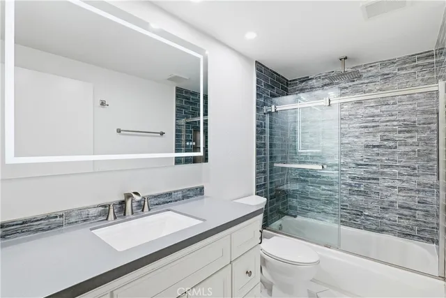 $895,000 | 5054 East Atherton Street, Long Beach, CA 90815