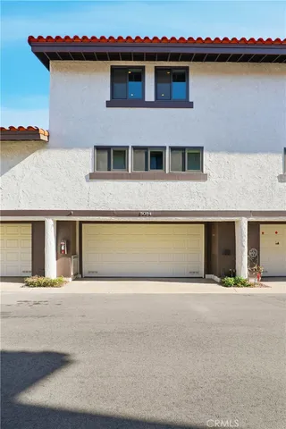 $895,000 | 5054 East Atherton Street, Long Beach, CA 90815