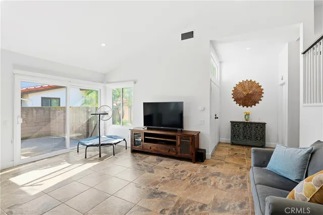 $895,000 | 5054 East Atherton Street, Long Beach, CA 90815