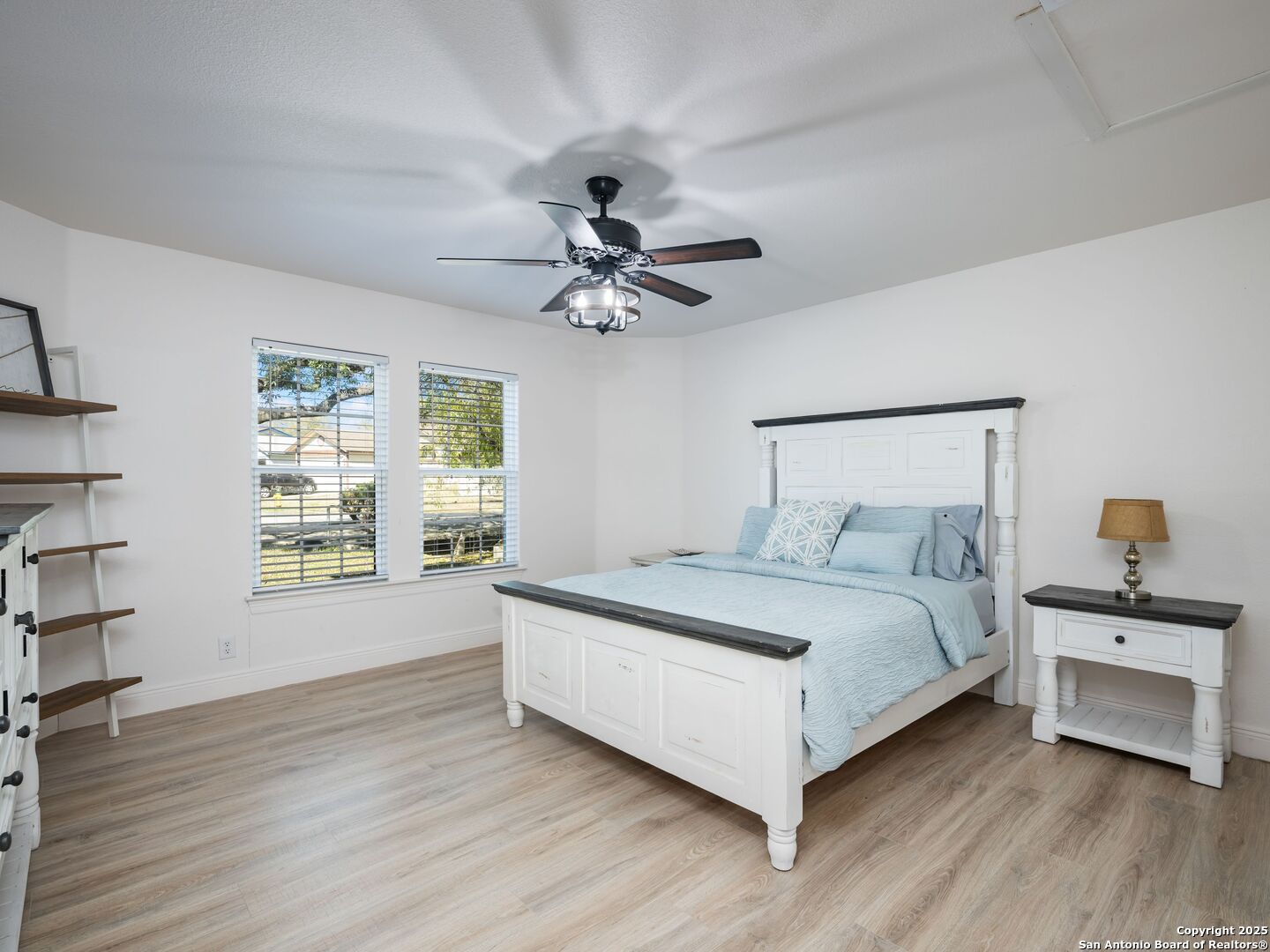 8403 Maple Ridge Drive San Antonio, TX 78239 - Photo 11 of 18