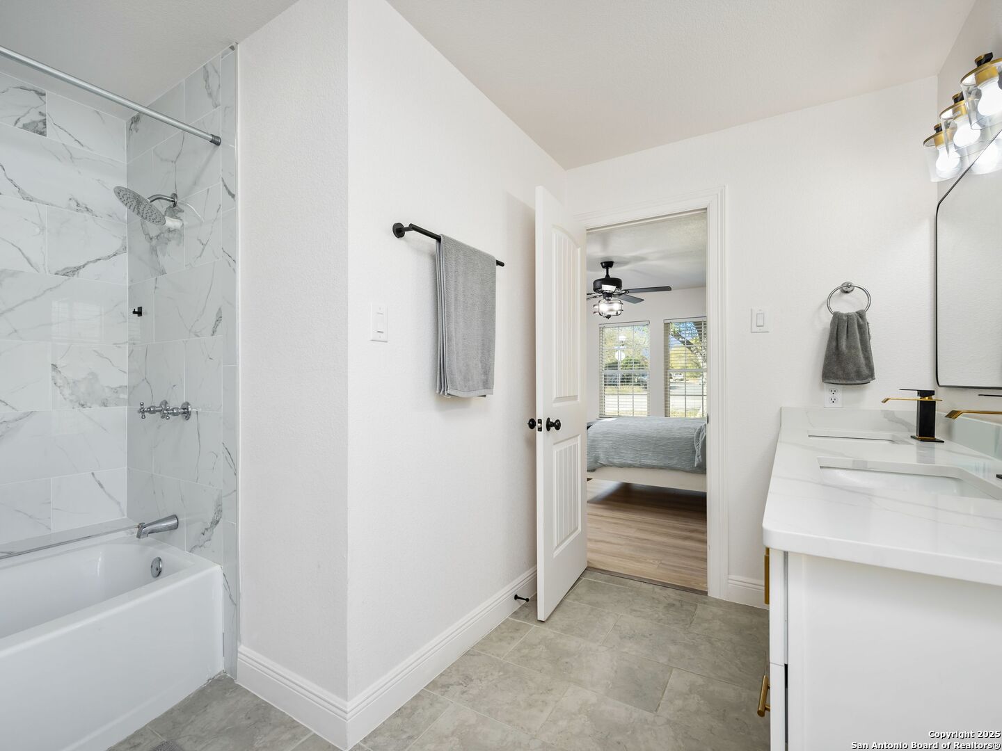 8403 Maple Ridge Drive San Antonio, TX 78239 - Photo 15 of 18