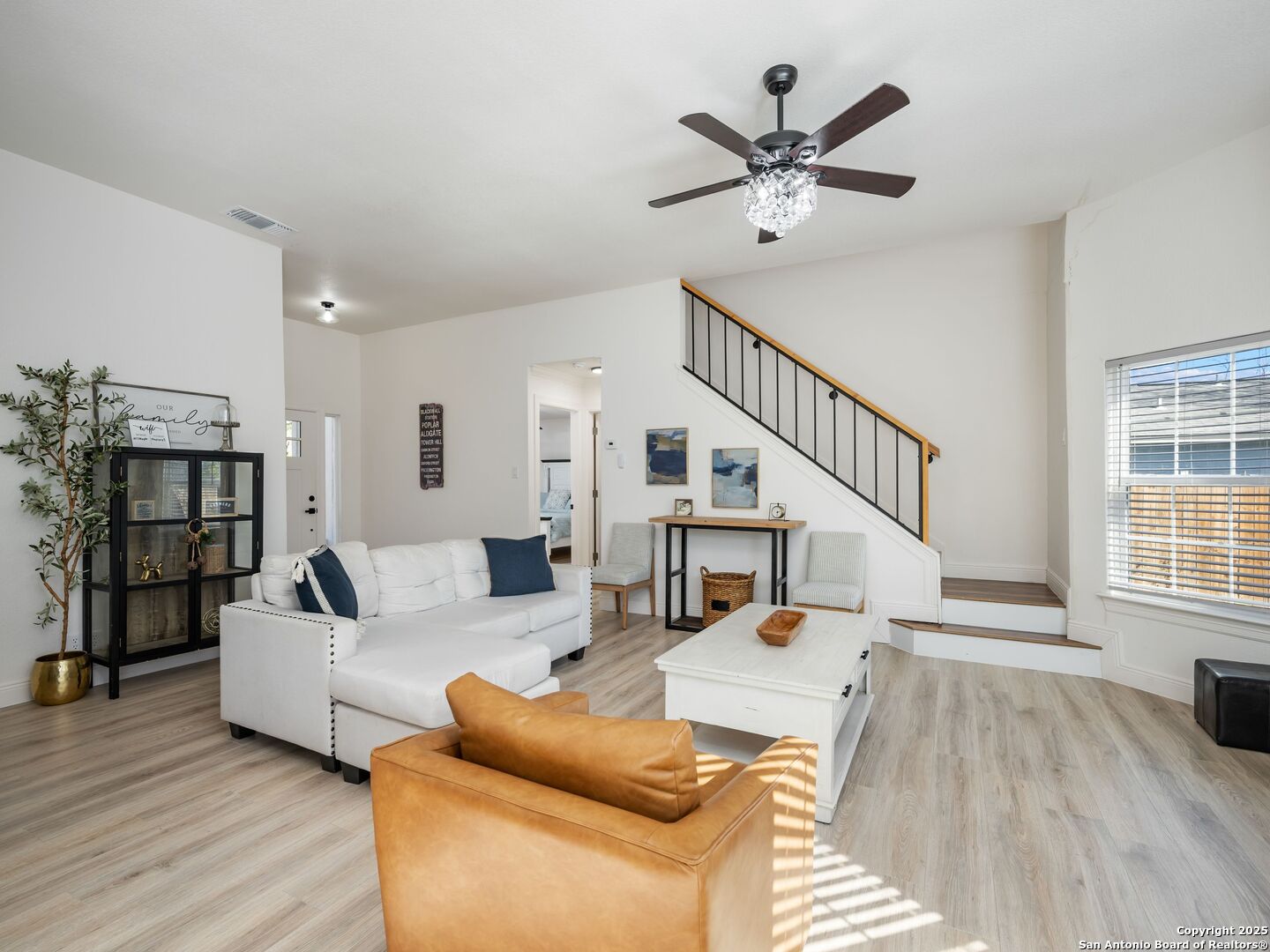 8403 Maple Ridge Drive San Antonio, TX 78239 - Photo 6 of 18