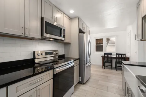 $324,900 | 23 Highfield Road, Unit C, Charlton, MA 01507