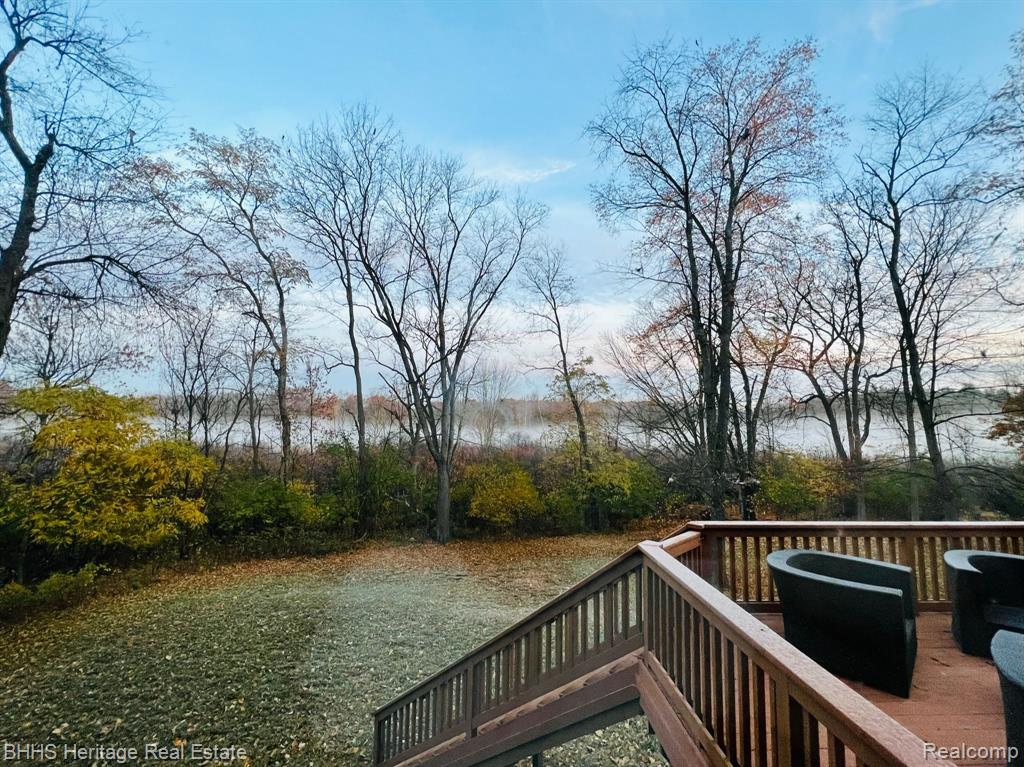 10227 Silver Lake Road Brighton, MI 48116 - Photo 36 of 37