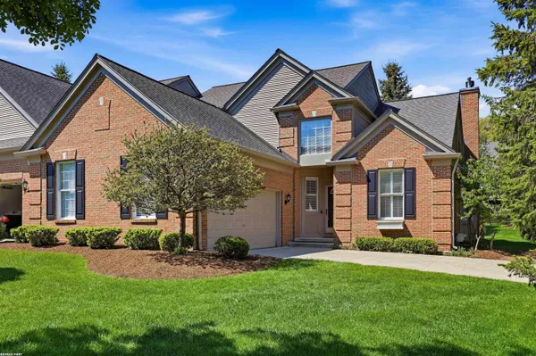 $539,900 | 1368 Rock Valley Drive, Rochester, MI 48307
