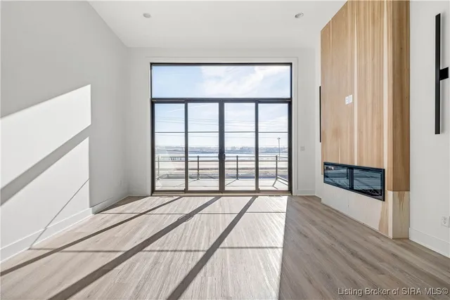 $699,000 | 110 Howard Lane, Jeffersonville, IN 47130