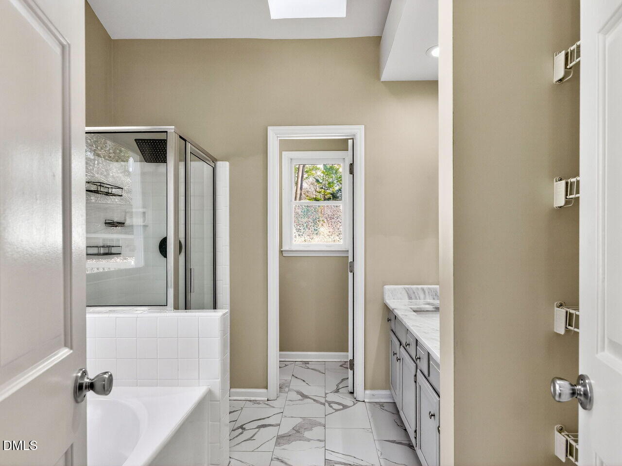 3541 Singleleaf Lane Raleigh, NC 27616 - Photo 18 of 31 019-1280x960-master-bathroom