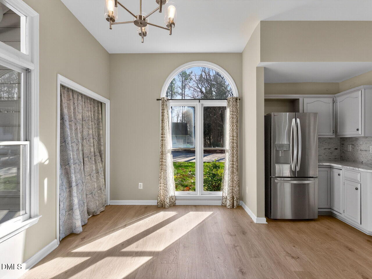 3541 Singleleaf Lane Raleigh, NC 27616 - Photo 8 of 31 009-1280x960-dining-kitchen