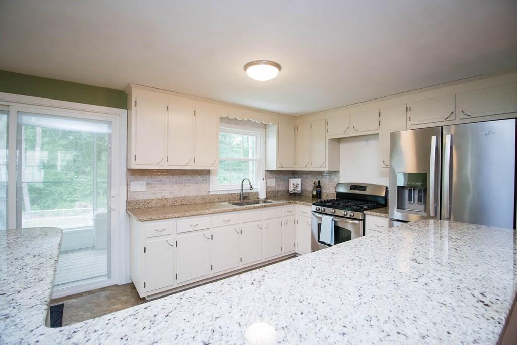 36 Borrows Road Foxboro, MA 02035 - Photo 4 of 15 Gallery Image 4