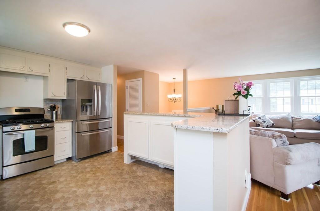 36 Borrows Road Foxboro, MA 02035 - Photo 6 of 15 Gallery Image 6