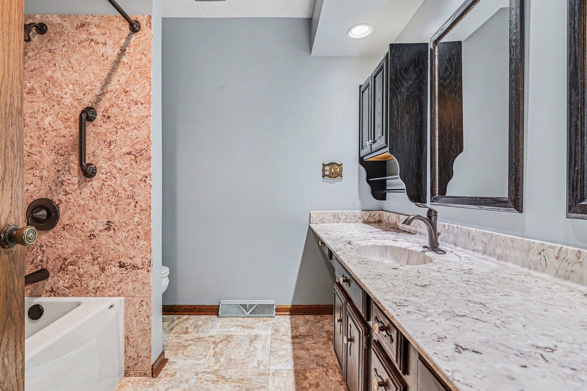 17570 17 Mile Road Marshall, MI 49068 - Photo 19 of 41 011_file_8648