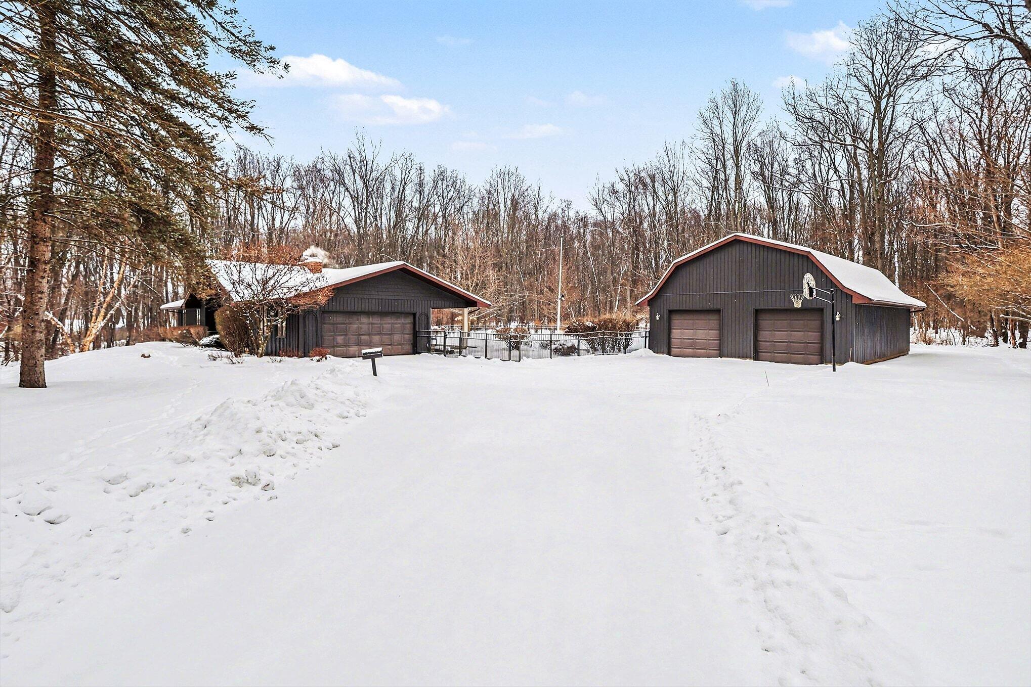 17570 17 Mile Road Marshall, MI 49068 - Photo 2 of 41 030_file_8393