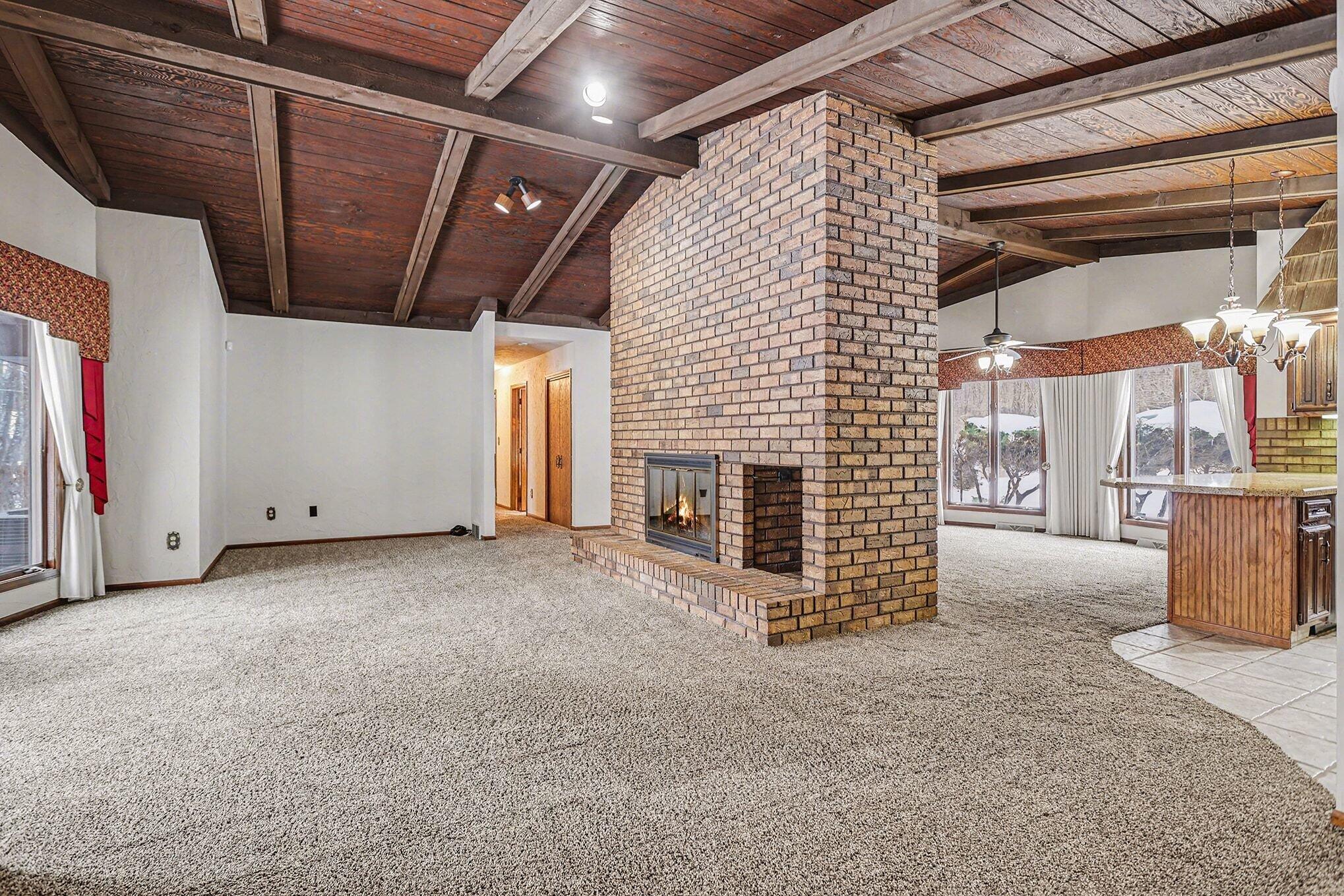 17570 17 Mile Road Marshall, MI 49068 - Photo 4 of 41 005_file_7488