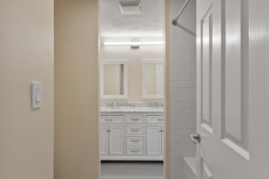 20 Deer Path, Unit 7 Maynard, MA 01754 - Photo 20 of 31