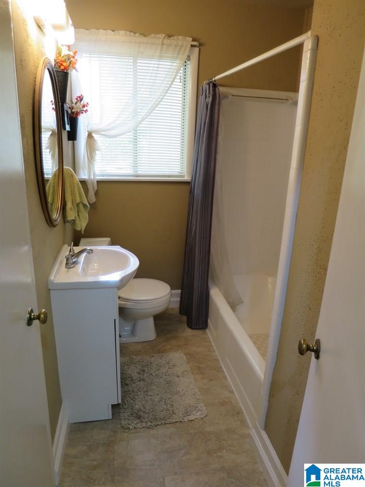 110 6th Street Southwest Alabaster, AL 35007 - Photo 12 of 25