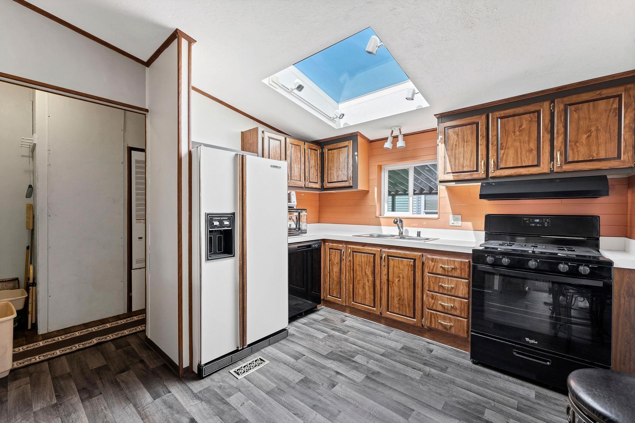304 South Conklin Road, Unit 45 Spokane Valley, WA 99037 - Photo 10 of 36 Gallery Image 10