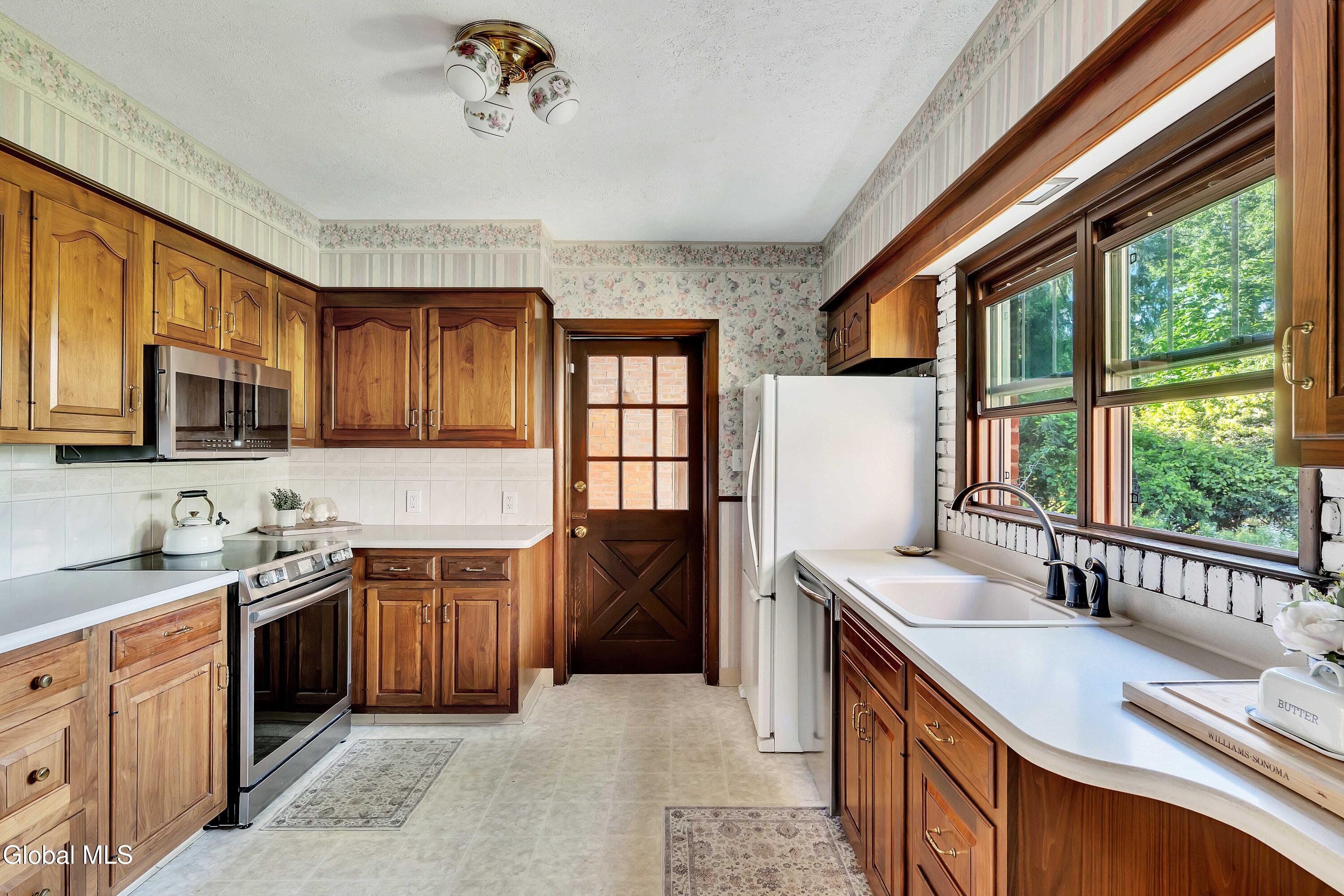 318 Ridge Road Glenville, NY 12302 - Photo 20 of 55 13-print-P1488943