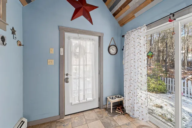 $525,000 | 152 Parade Road, Meredith, NH 03253