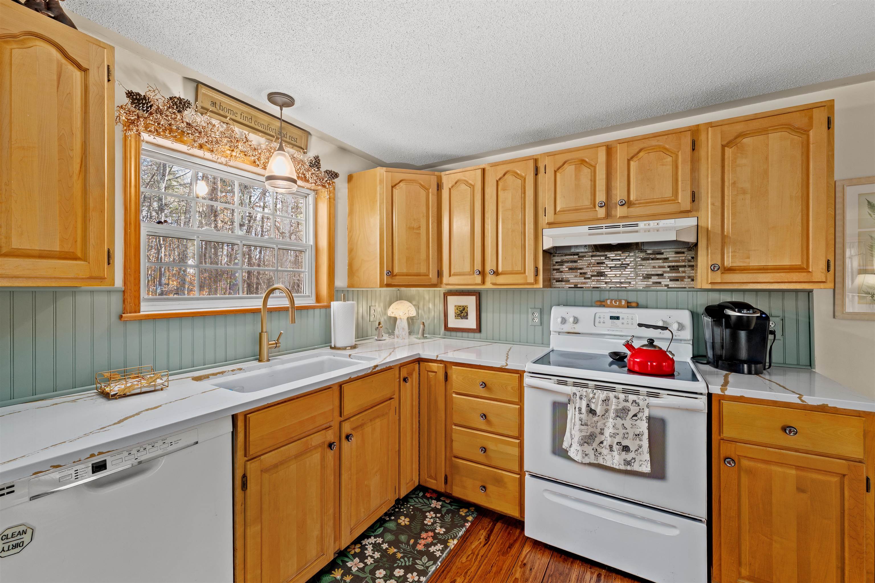 152 Parade Road Meredith, NH 03253 - Photo 19 of 59