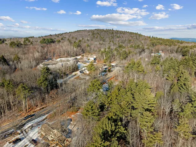 $525,000 | 152 Parade Road, Meredith, NH 03253