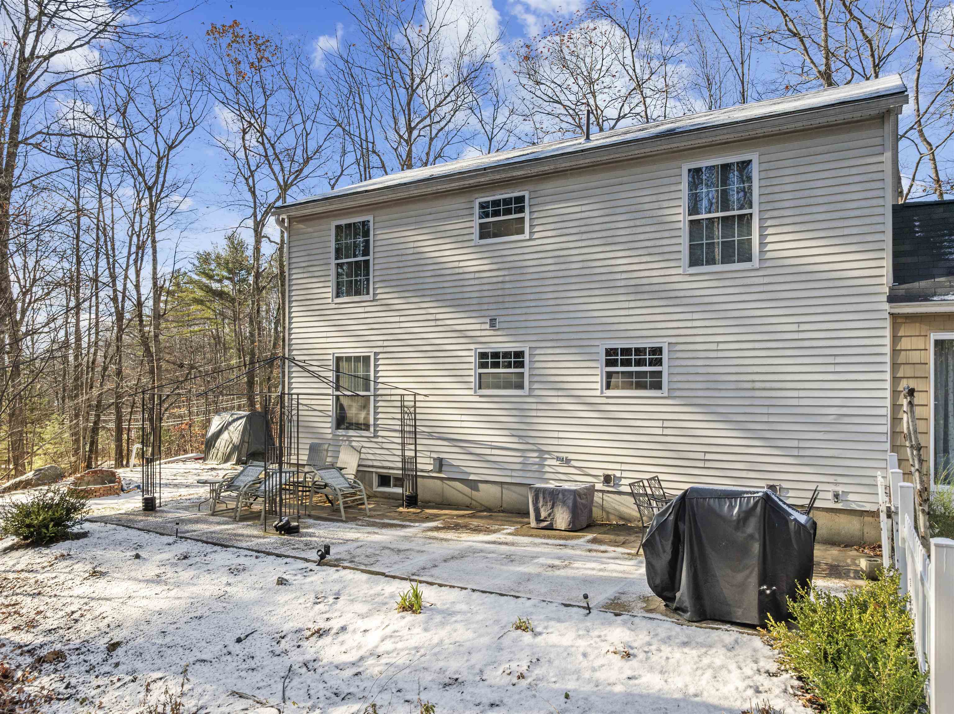 152 Parade Road Meredith, NH 03253 - Photo 7 of 59