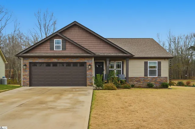 $359,900 | 352 Dogwood Trail, Campobello, SC 29322