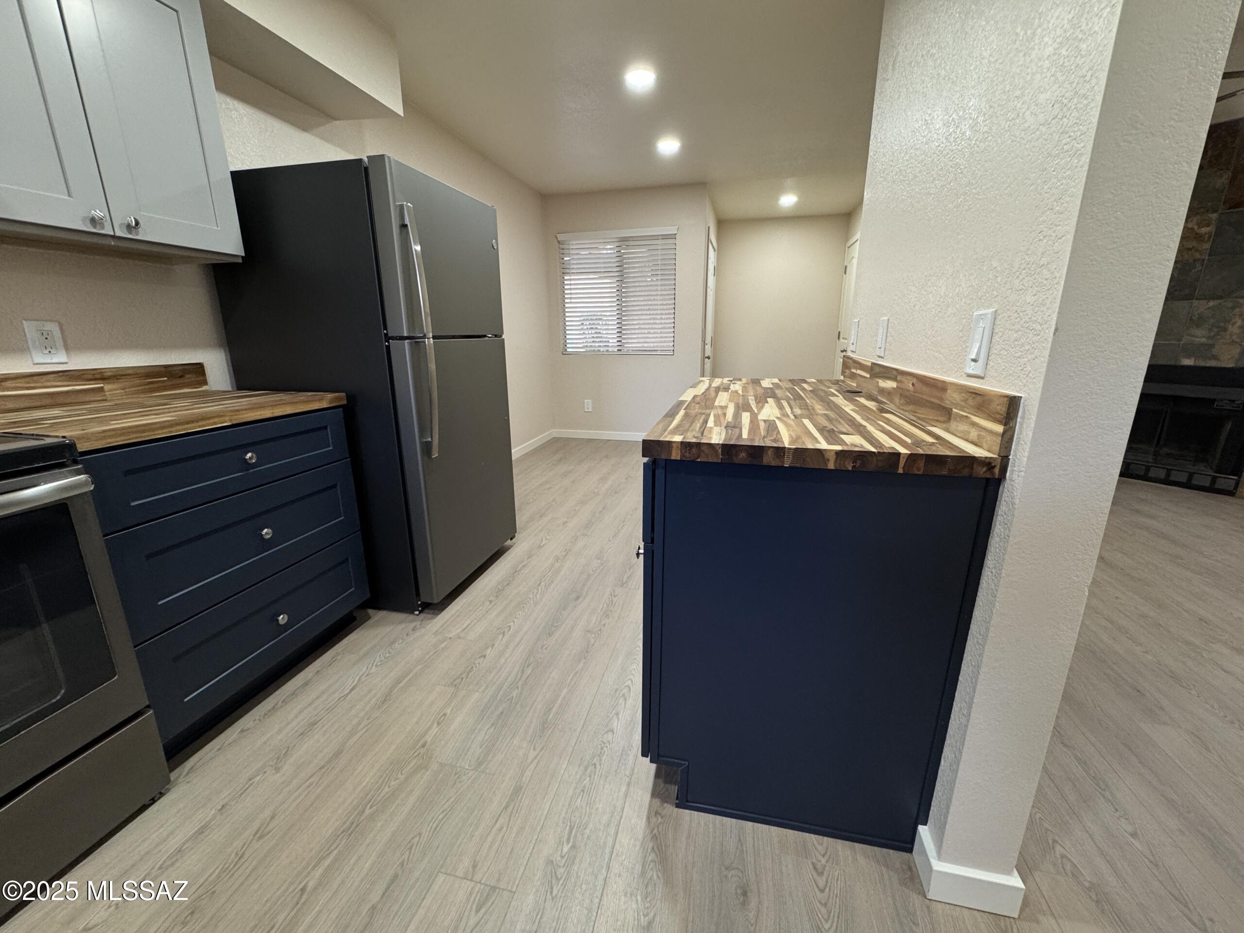 3690 North Country Club Road, Unit 1017 Tucson, AZ 85716 - Photo 7 of 27 Gallery Image 7