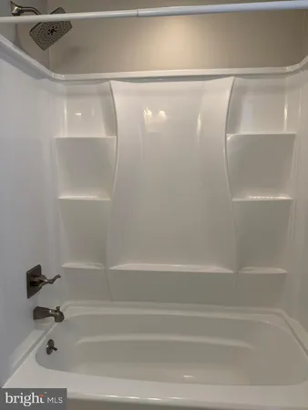 $2,500 | 500 East Lancaster Avenue, Unit 117A, Wayne, PA 19087