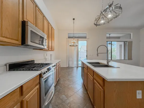 $3,295 | 890 North Bullmoose Drive, Chandler, AZ 85224