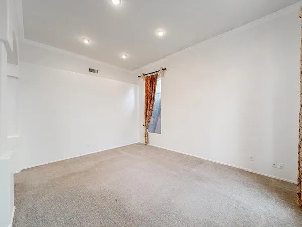 $3,295 | 890 North Bullmoose Drive, Chandler, AZ 85224