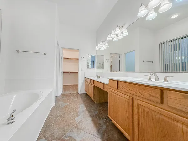 $3,295 | 890 North Bullmoose Drive, Chandler, AZ 85224