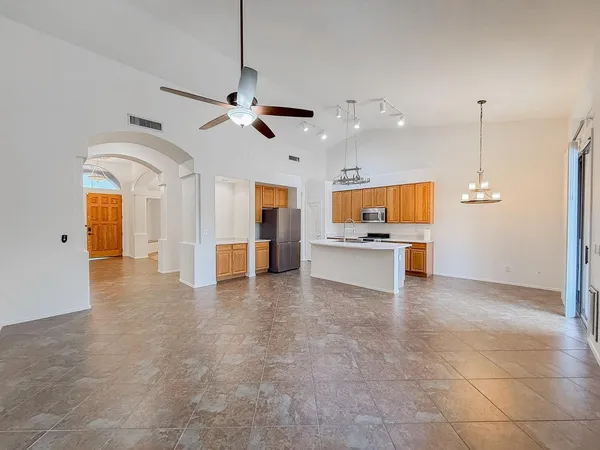 $3,295 | 890 North Bullmoose Drive, Chandler, AZ 85224