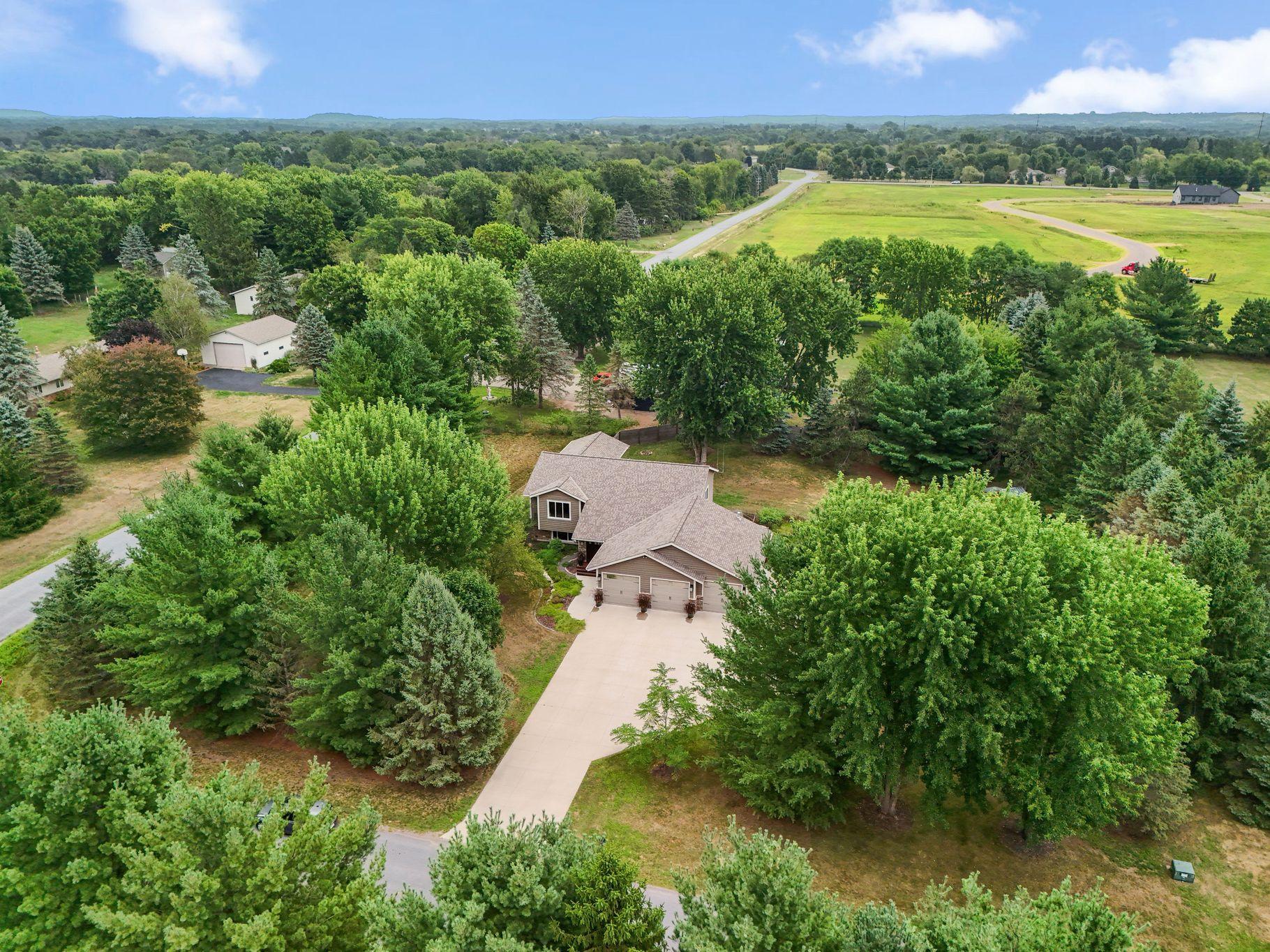 947 Sherman Road Hudson, WI 54016 - Photo 36 of 44 Gallery Image 36