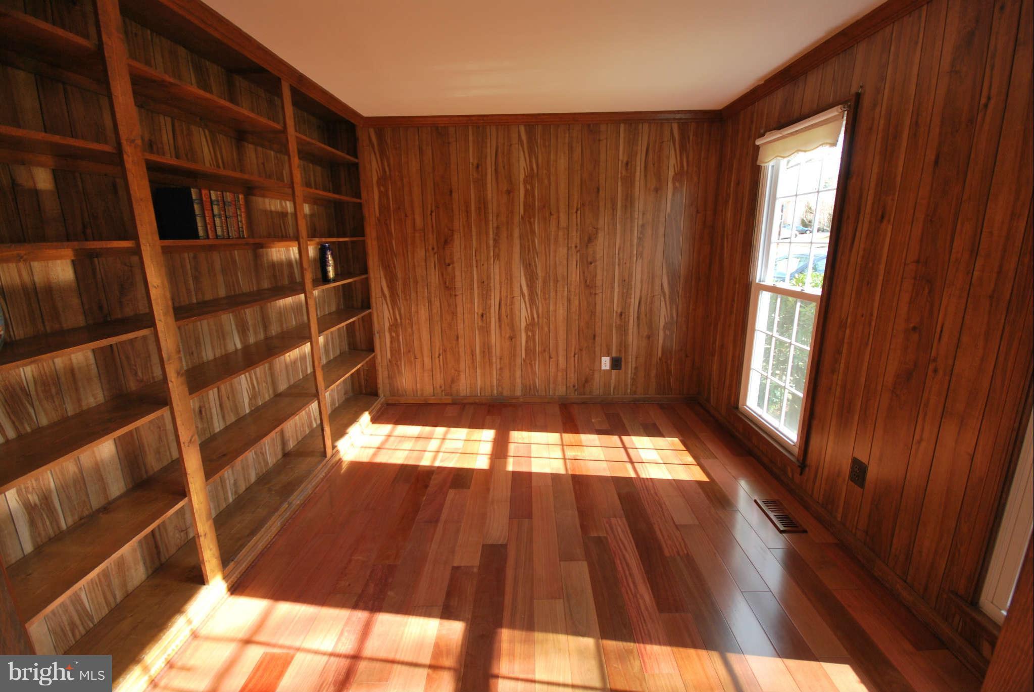 13616 Turnmore Road Silver Spring, MD 20906 - Photo 14 of 30 Interior (General)