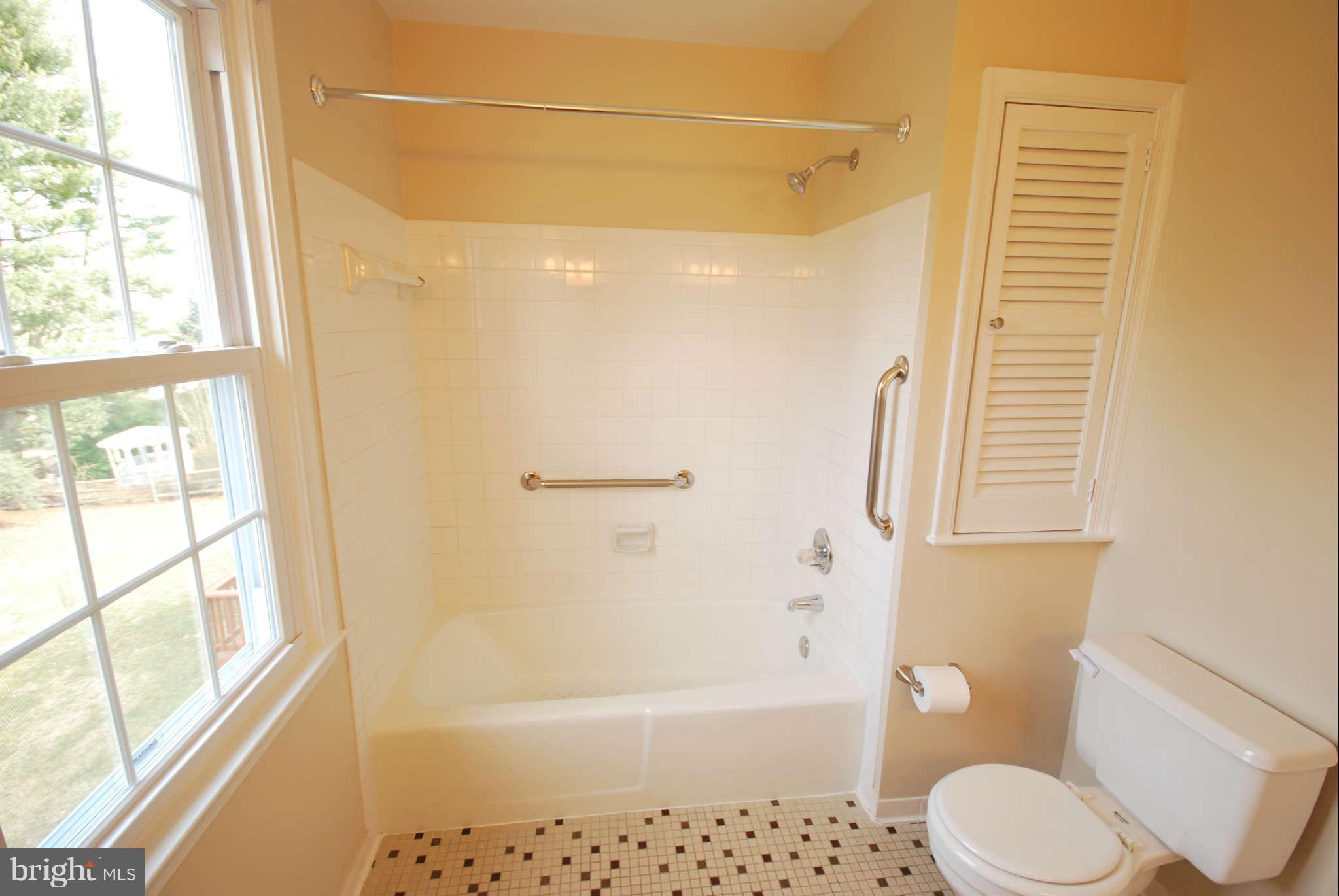 13616 Turnmore Road Silver Spring, MD 20906 - Photo 25 of 30 Bath (Master)