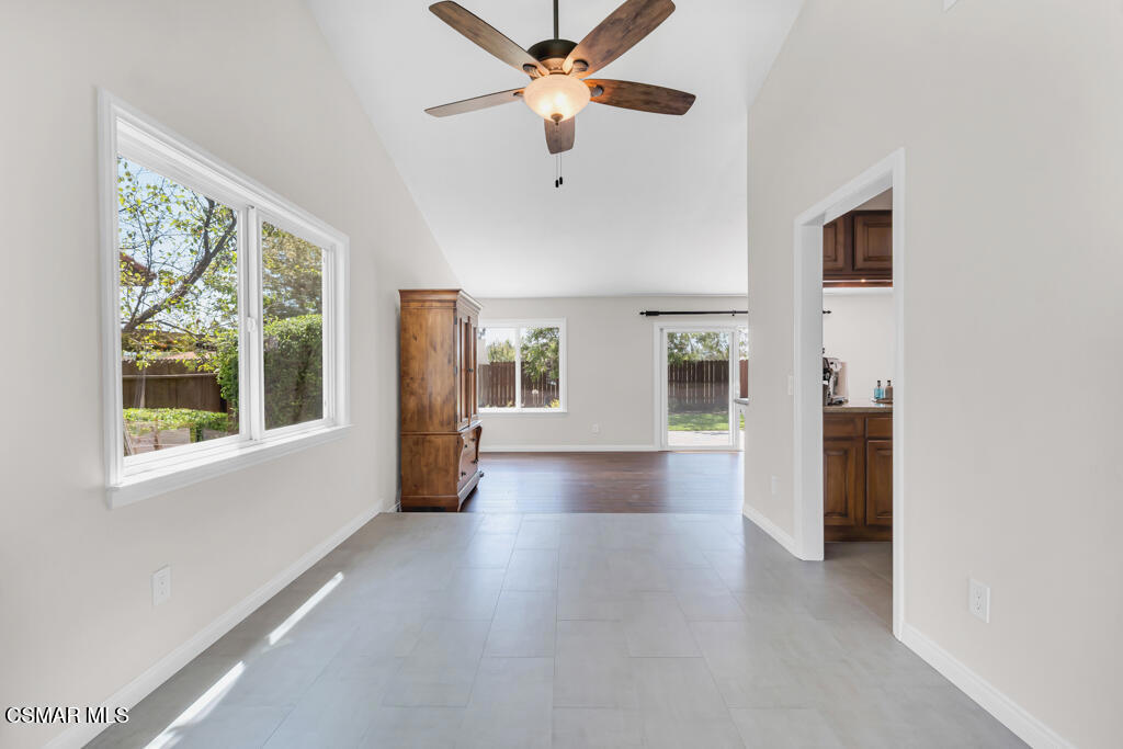 4745 Avedon Road Moorpark, CA 93021 - Photo 16 of 41