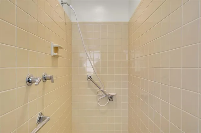 $699,000 | 1431 South Ocean Boulevard, Unit 74, Pompano Beach, FL 33062