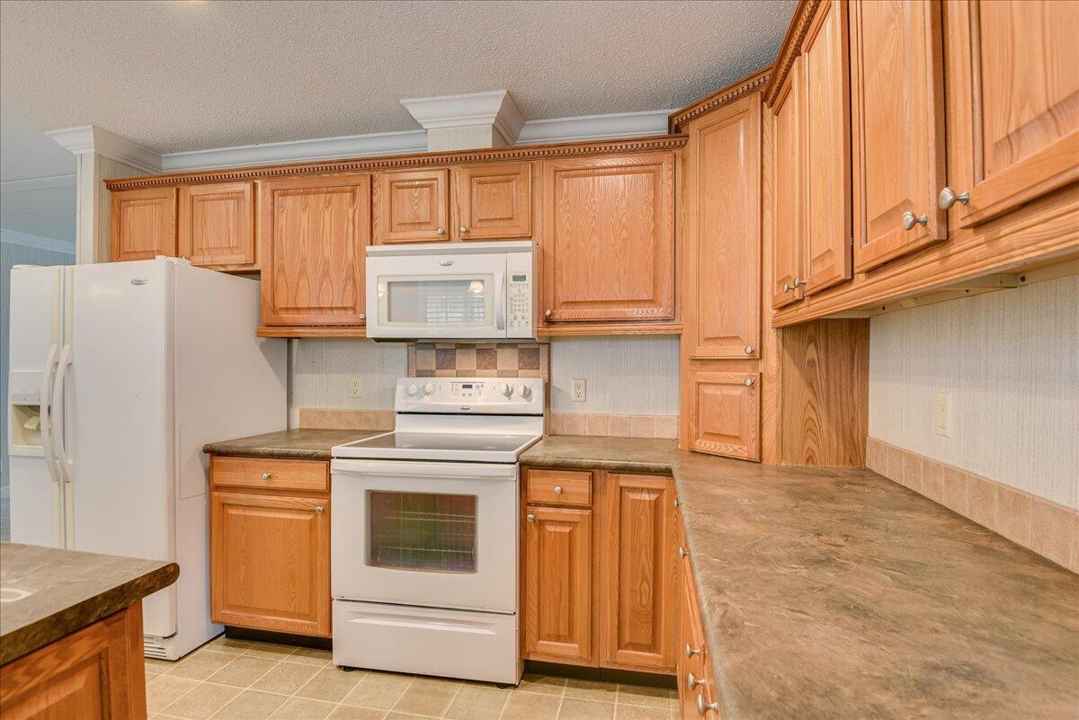 1328 Gray Mare Hollow Road Aiken, SC 29803 - Photo 11 of 31