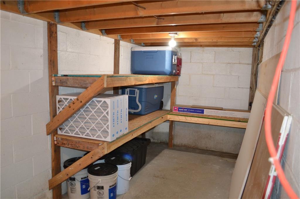 891 Pony Farm Road Kittanning, PA 16201 - Photo 17 of 18 Gallery Image 17