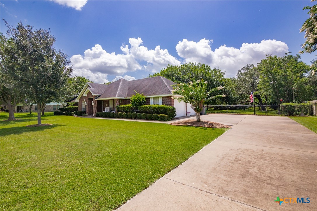 303 Perth Road Victoria, TX 77904 - Photo 31 of 39